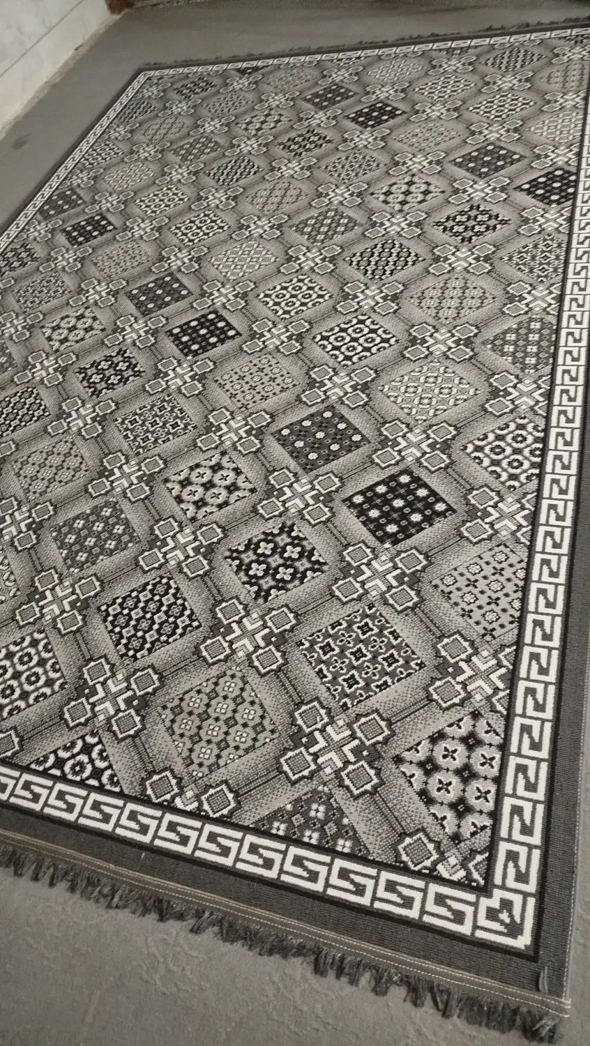 شش متری|فرش|نجف‌آباد, منتظری شمالی|دیوار