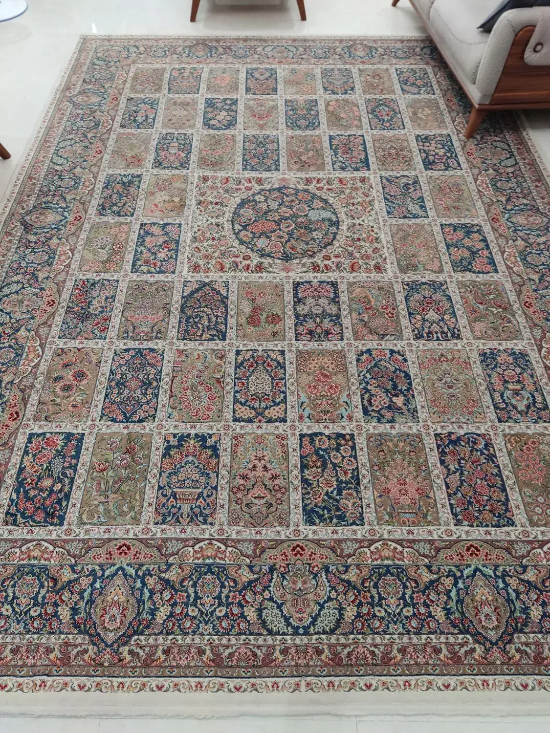 فرش فرهی|فرش|رشت, جهاد|دیوار