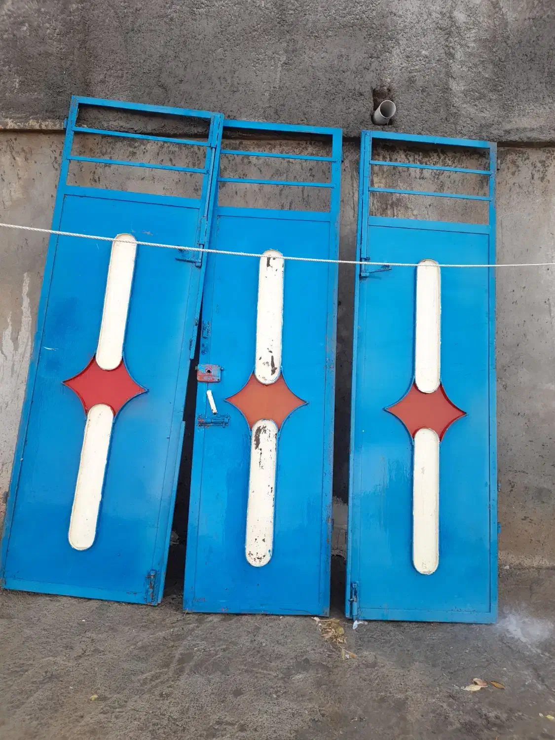 درب حیاط|مصالح و تجهیزات ساختمان|سنقر, |دیوار