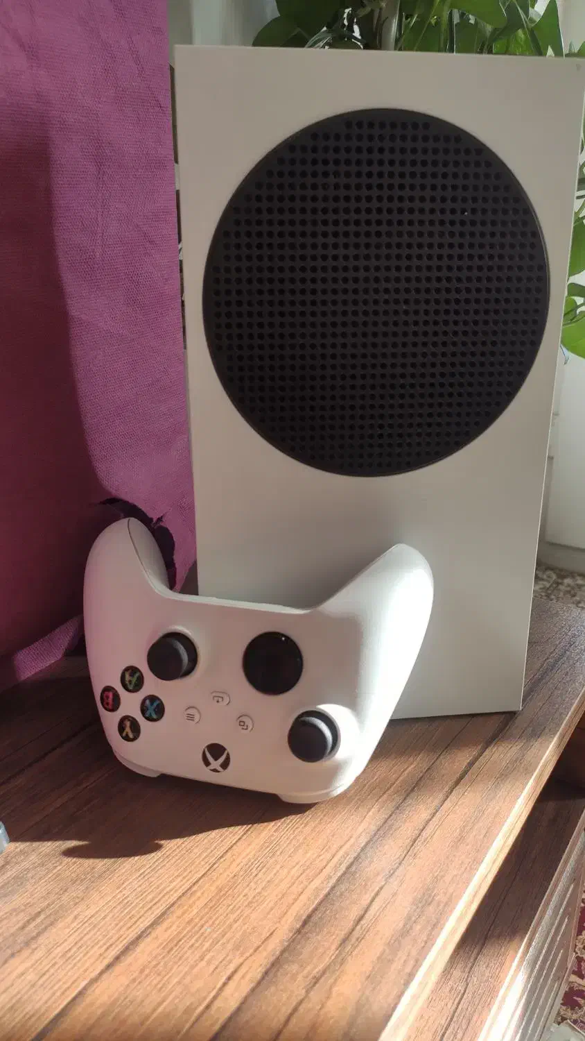 xbox series S / ایکس باکس سری اس|کنسول، بازی ویدئویی و آنلاین|گلبهار, شهر جدید گلبهار|دیوار