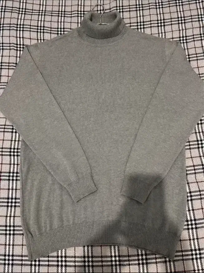 یقه اسکی|لباس|رشت, بازار|دیوار