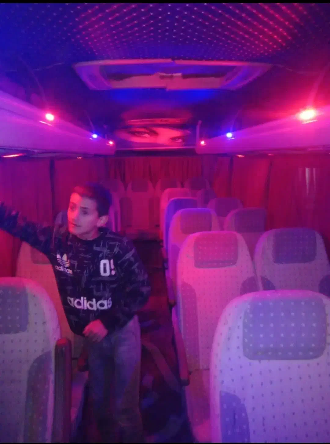 مینی بوس اویکو|خودرو سنگین|خوی, |دیوار