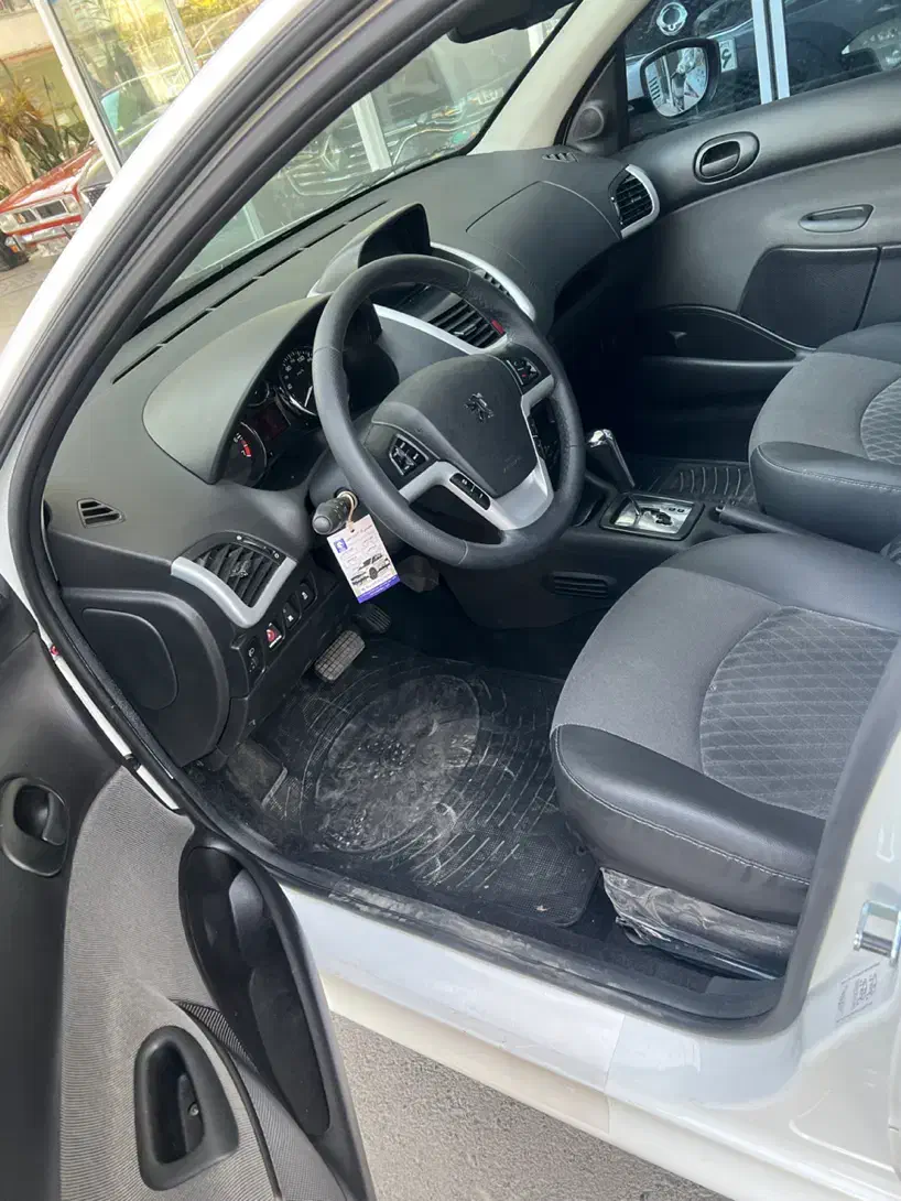 207 اتومات گیریبکس فرانسوی جدید|خودرو سواری و وانت|مشهد, امام خمینی|دیوار