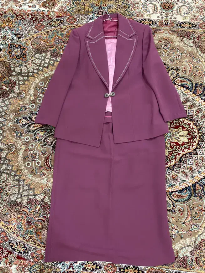 کت و دامن زنانه مجلسی|لباس|رشت, جانبازان|دیوار