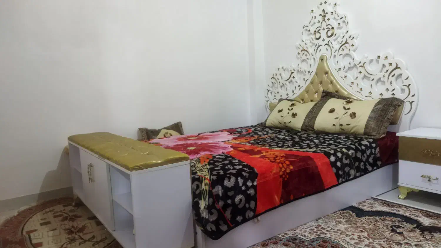 سرویس خواب دونفره شیک درحدنو|تخت و سرویس خواب|نهاوند, |دیوار