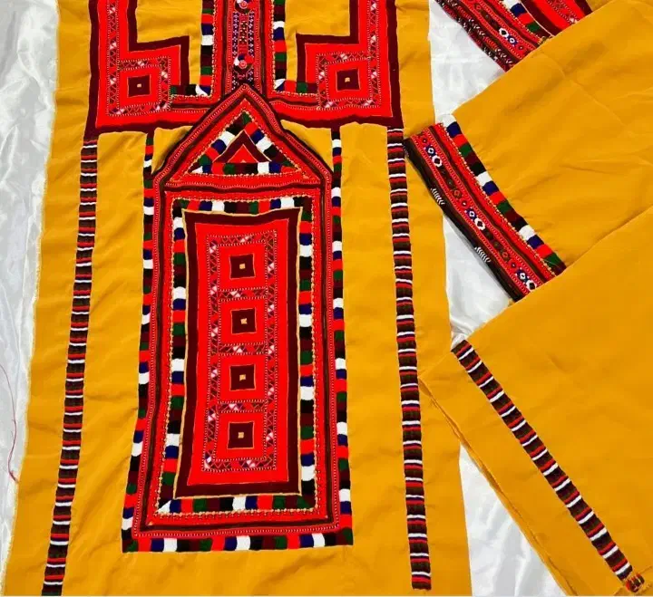 دوخت جالار|لباس|چابهار, |دیوار