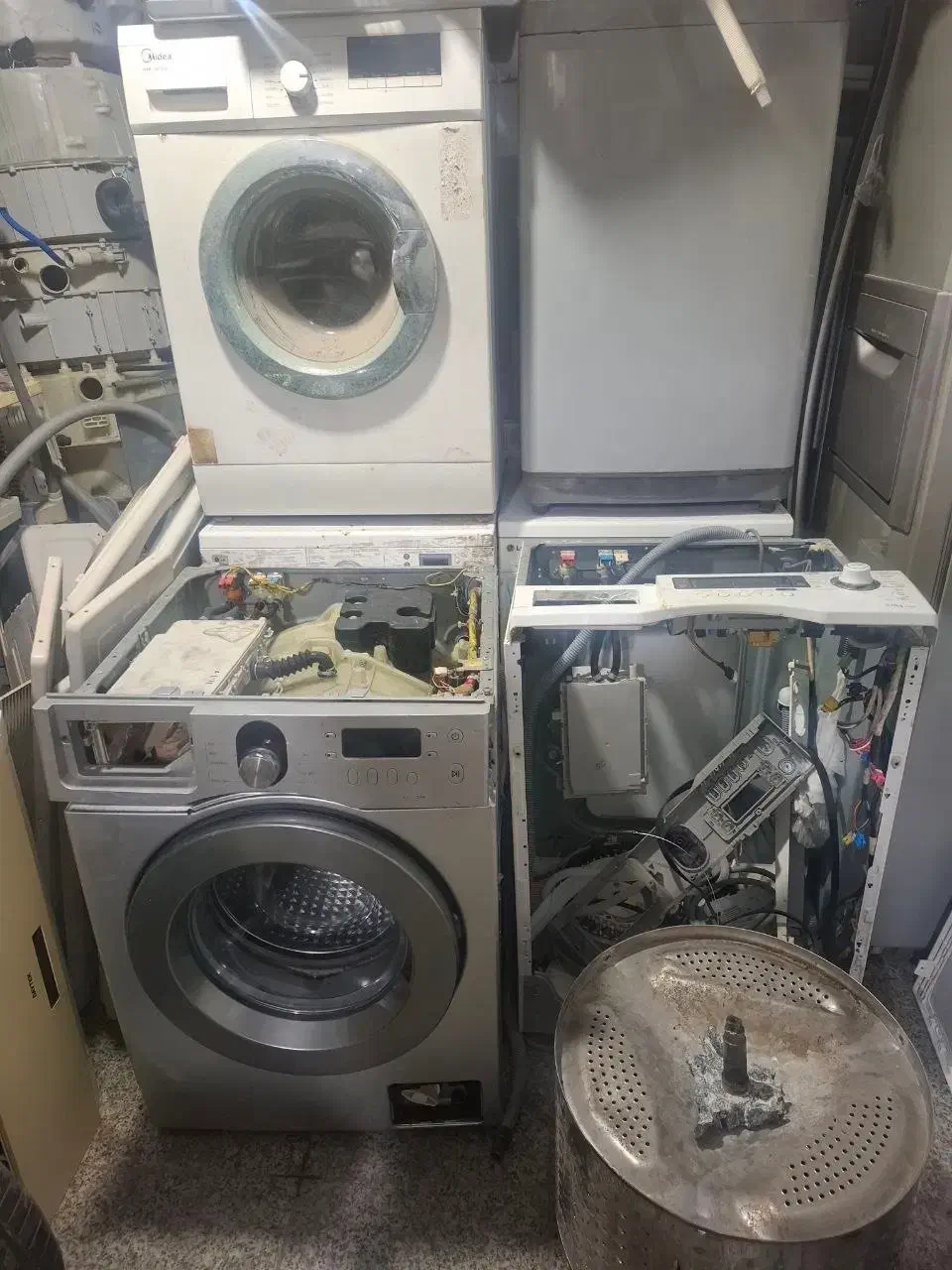 تعمیر و خرید و فروش انواع ماشین لباسشویی در قشم|ماشین لباسشویی و خشککن لباس|قشم, |دیوار