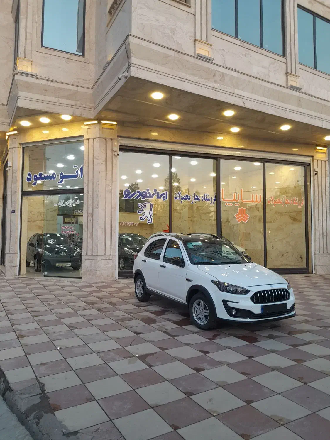 (اتوگالری مسعود)(بلوار۱۵خرداد نبش کوی۴۴ )|خودرو سواری و وانت|قم, شاه سید علی|دیوار