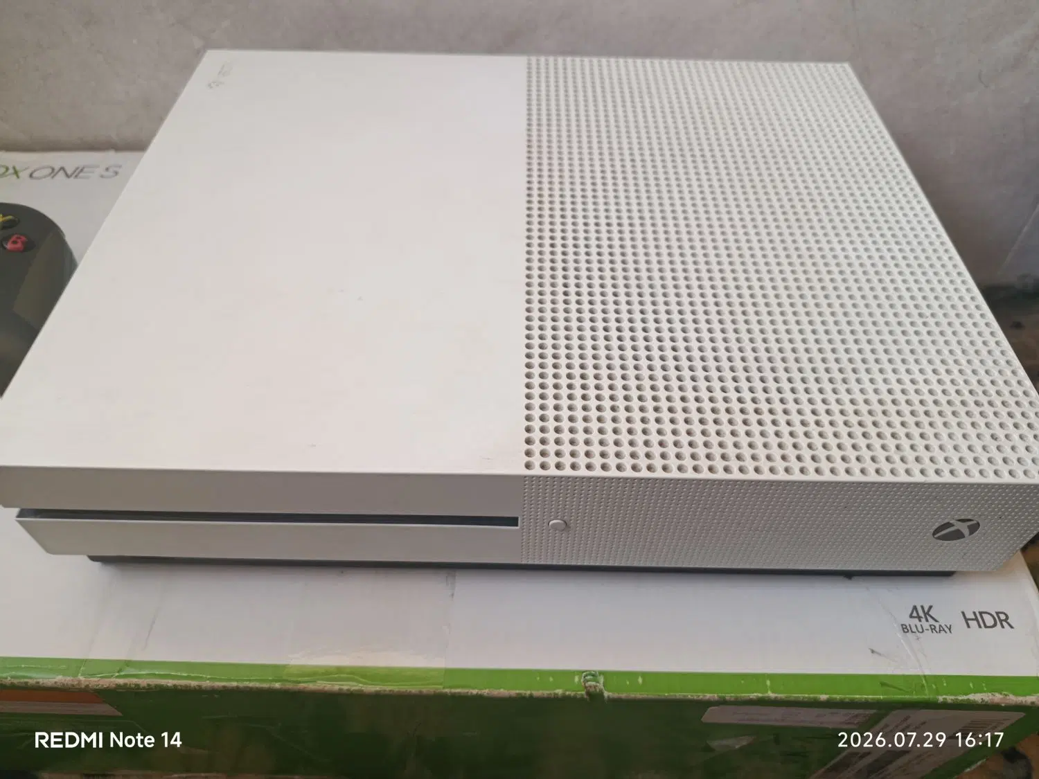 xbox one s 1T|کنسول، بازی ویدئویی و آنلاین|شیراز, شهرک کوشکک|دیوار