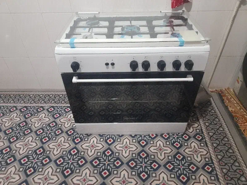 گاز فر دار bost|اجاق گاز و لوازم برقی پخت‌وپز|الیگودرز, |دیوار