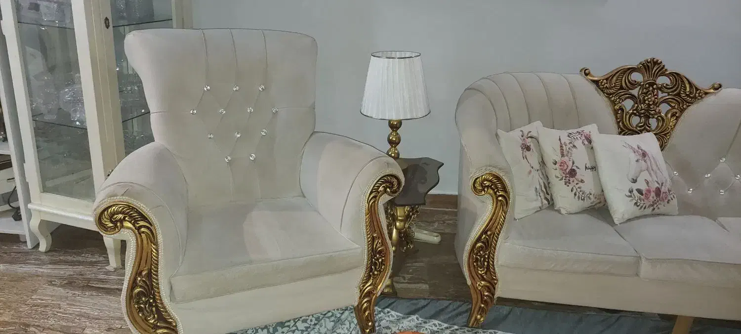 مبل ۷ نفره با جلومبلی و عسلی|مبلمان خانگی و میز عسلی|تهران, سازمان برنامه جنوبی|دیوار