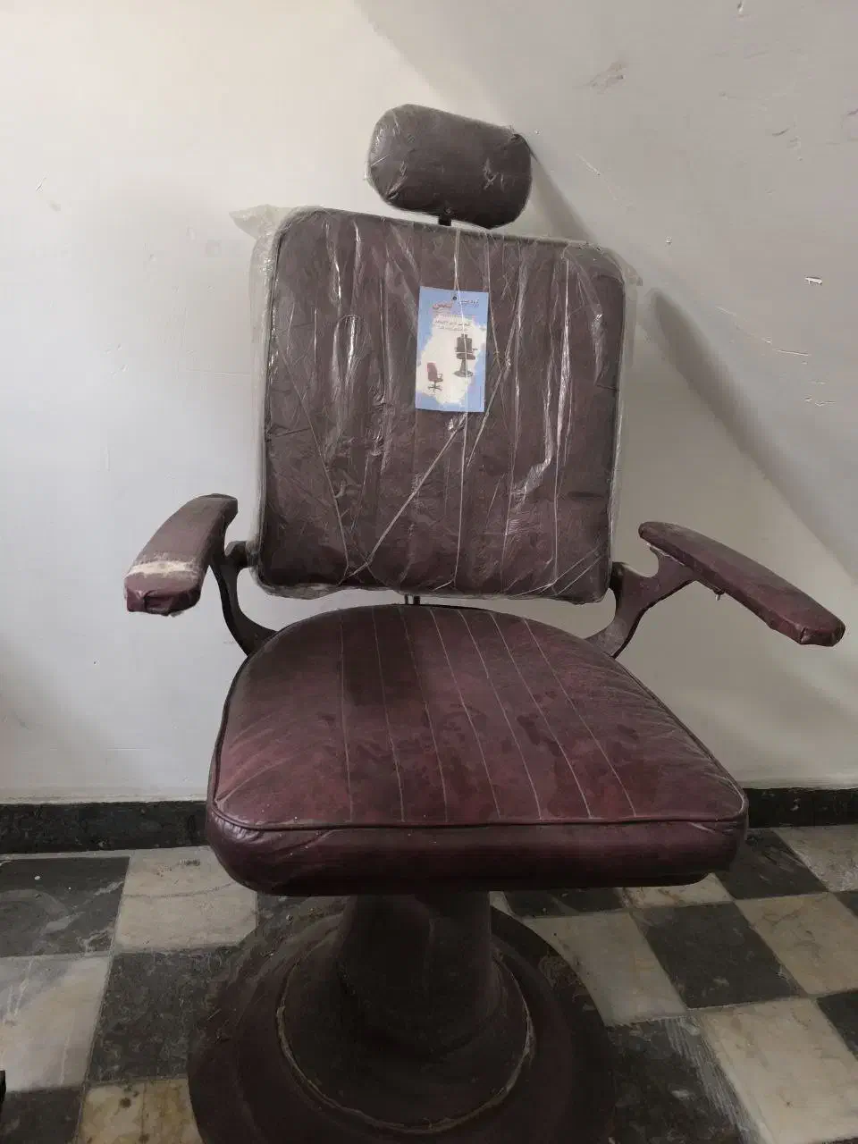 صندلی و سشوار آرایشی|آرایشگاه و سالنهای زیبایی|مراغه, |دیوار