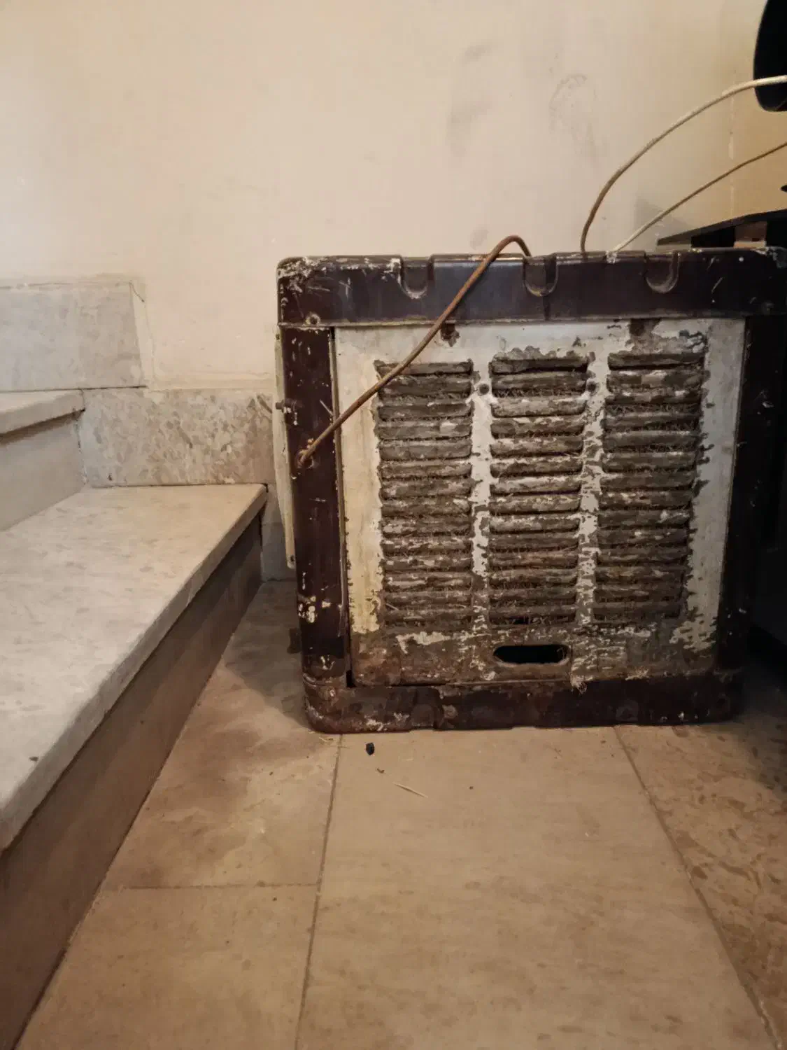 کولر|کولر آبی|پرند, فاز ۵|دیوار