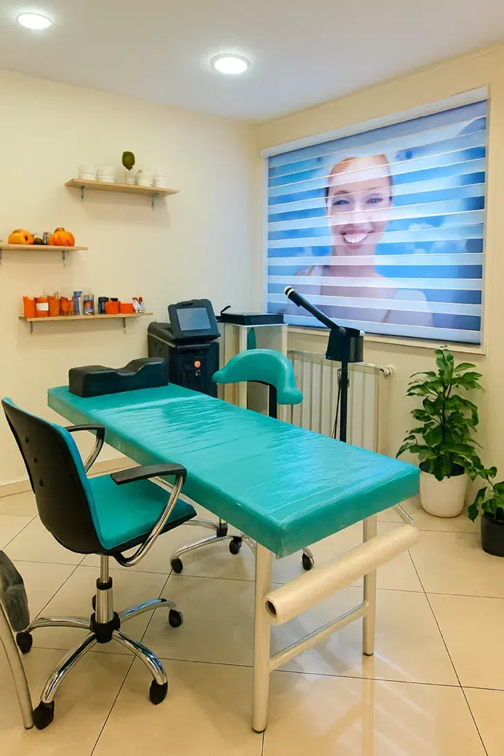 خدمات لیزر و زیبایی مطب پزشک|خدمات آرایشگری و زیبایی|گلبهار, شهر جدید گلبهار|دیوار