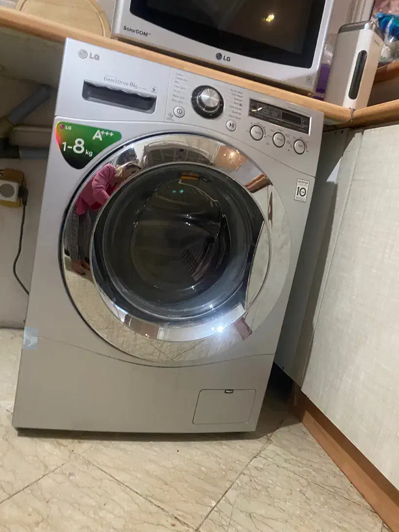 لباسشویی تمام اتوماتیک ال جی هشت کیلویی اصل کره|ماشین لباسشویی و خشککن لباس|رشت, گلسار|دیوار