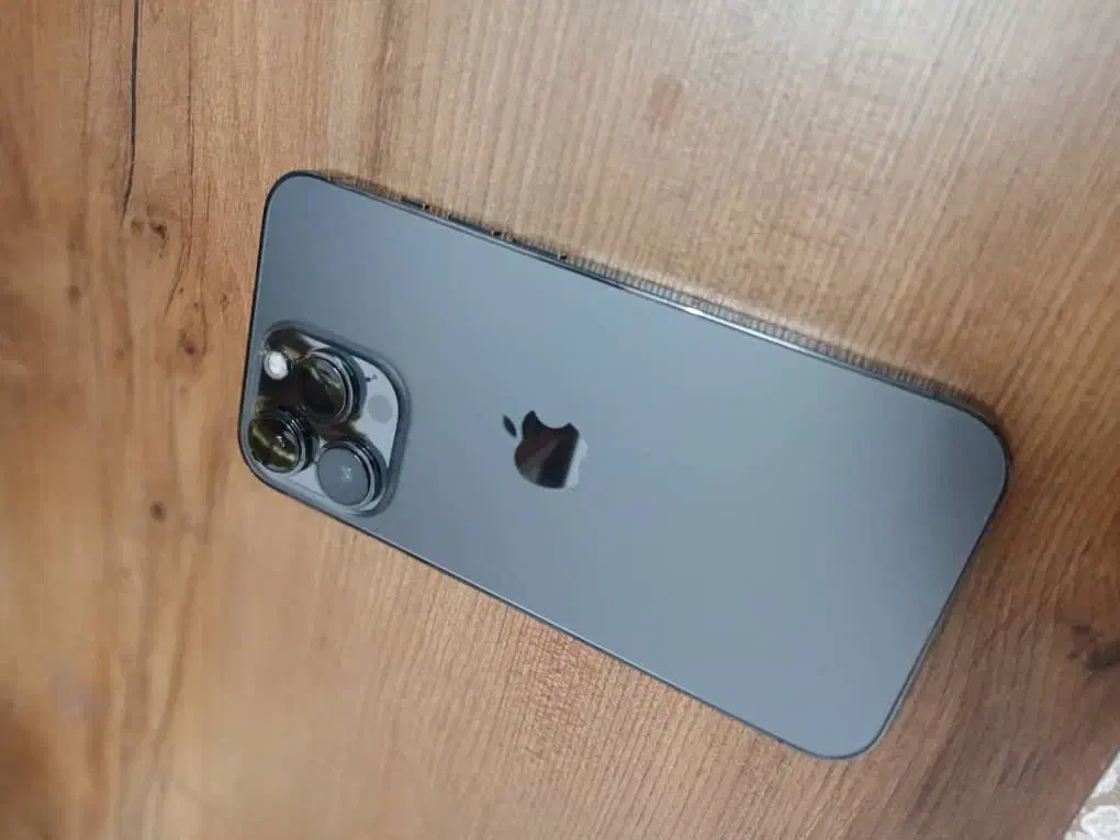 آیفون 13پرو درحد آک بدون حتی یه نقطه|موبایل|مشهد, فاطمیه|دیوار