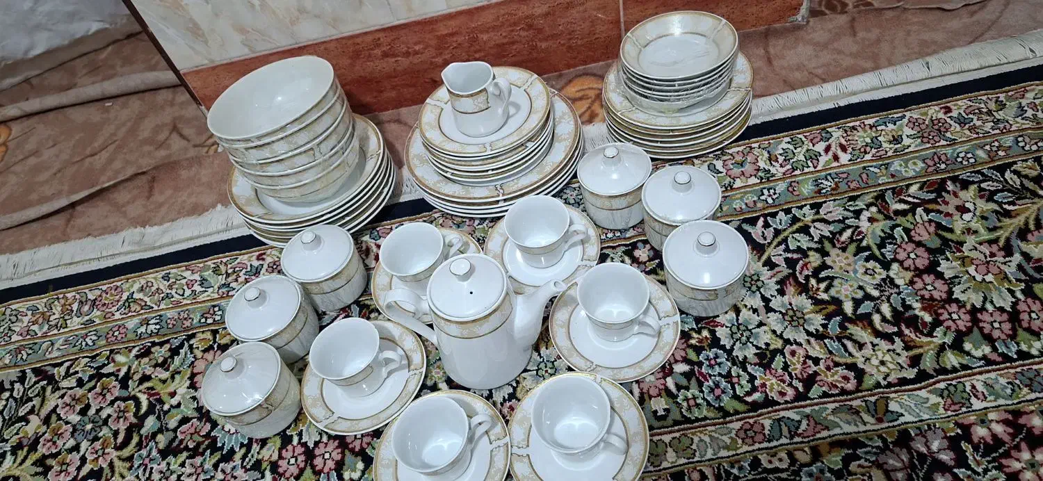 سرویس چینی۶۰ پارچه|ظروف سرو و پذیرایی|گرگان, |دیوار