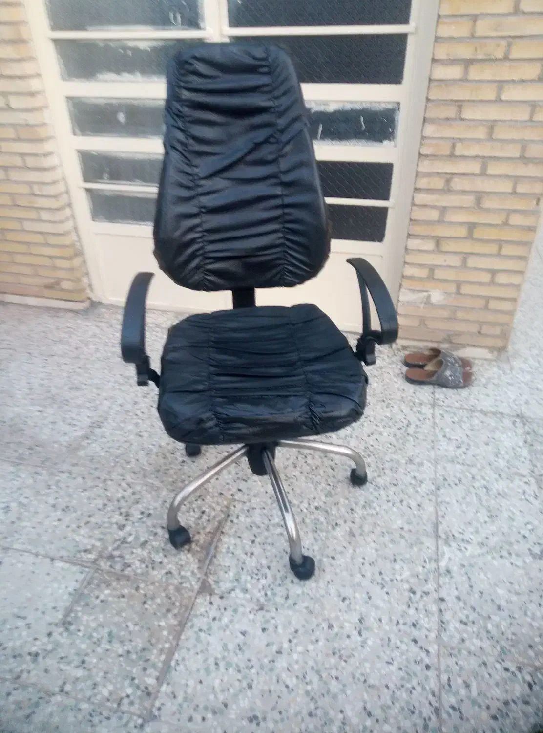 صندلی|صندلی و نیمکت|یزد, |دیوار