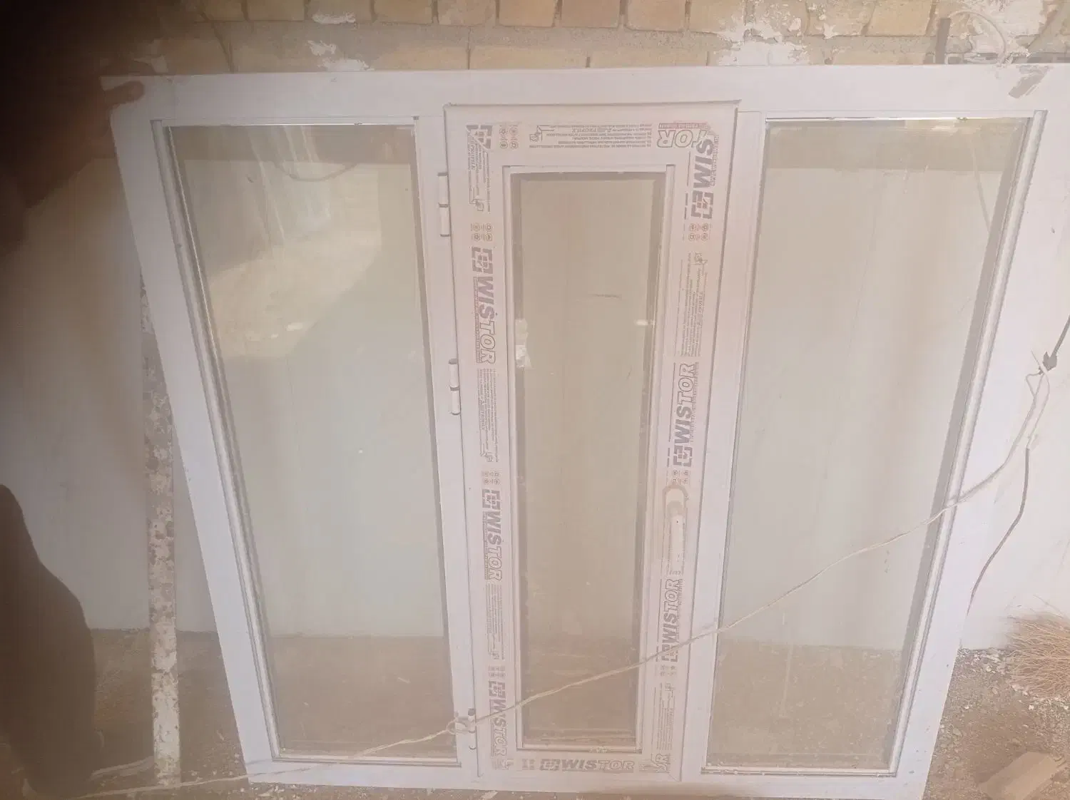 پنجره|مصالح و تجهیزات ساختمان|کبودرآهنگ, |دیوار