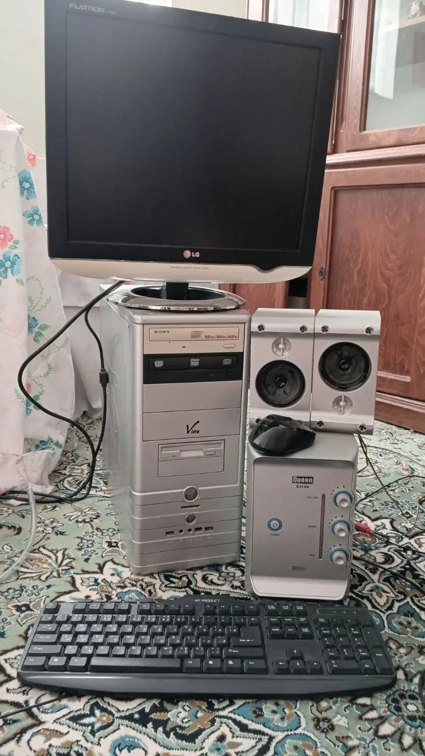 کامپیوتر|رایانه رومیزی|کاشمر, |دیوار