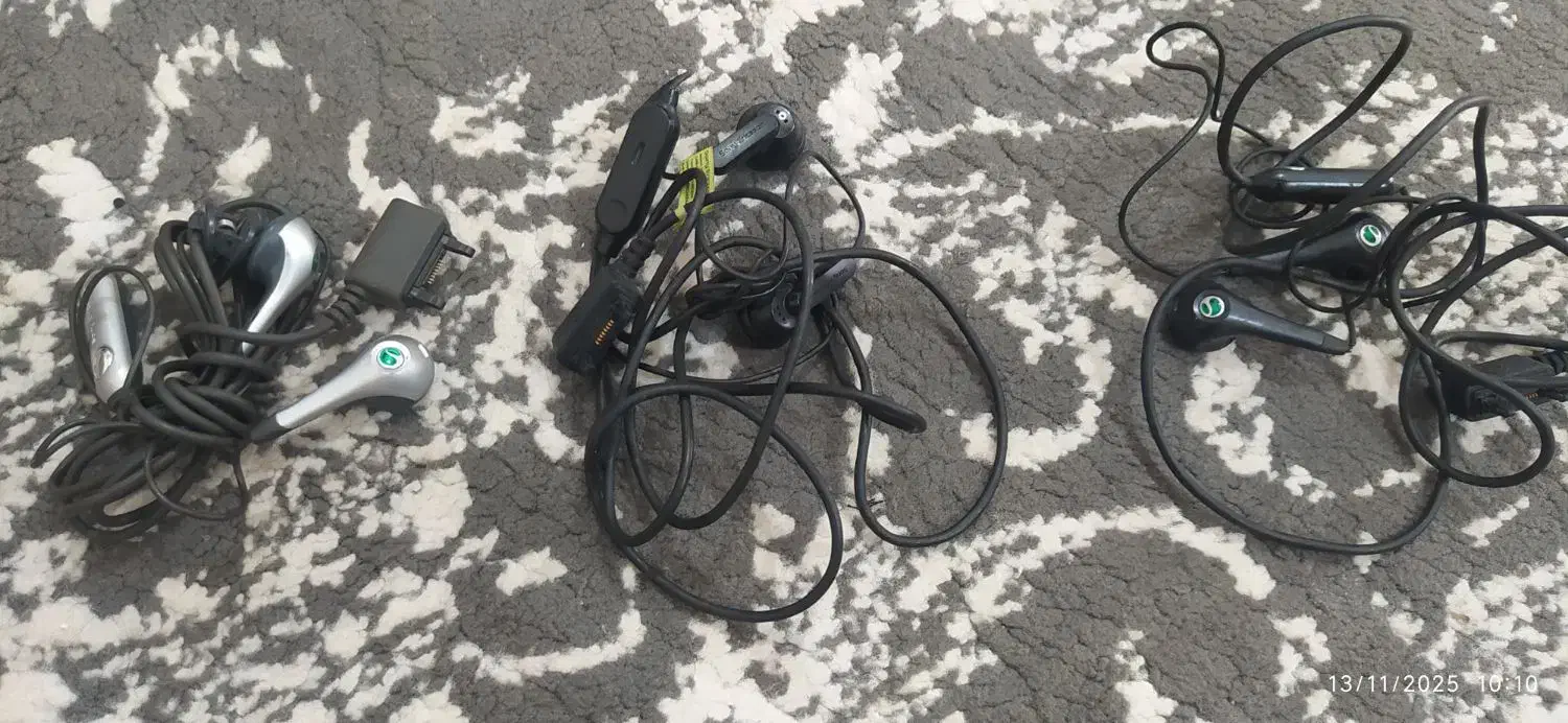 3تا هندزفری سنی اریکسون قدیمی کابل نوکیا|لوازم جانبی موبایل و تبلت|آبادان, |دیوار