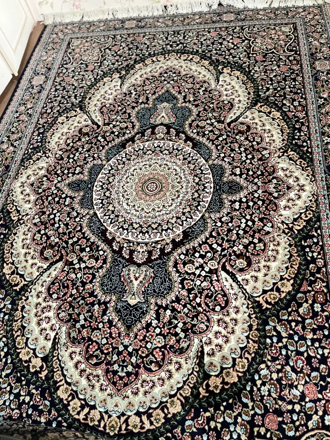 فرش 700 شانه 6 متری و 3 متری نو|فرش|مشهد, هفت تیر (نه دره)|دیوار