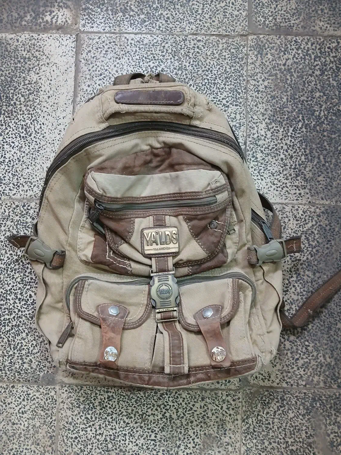 کیف کوله|کیف، کفش، کمربند|قرچک, داوود آباد|دیوار