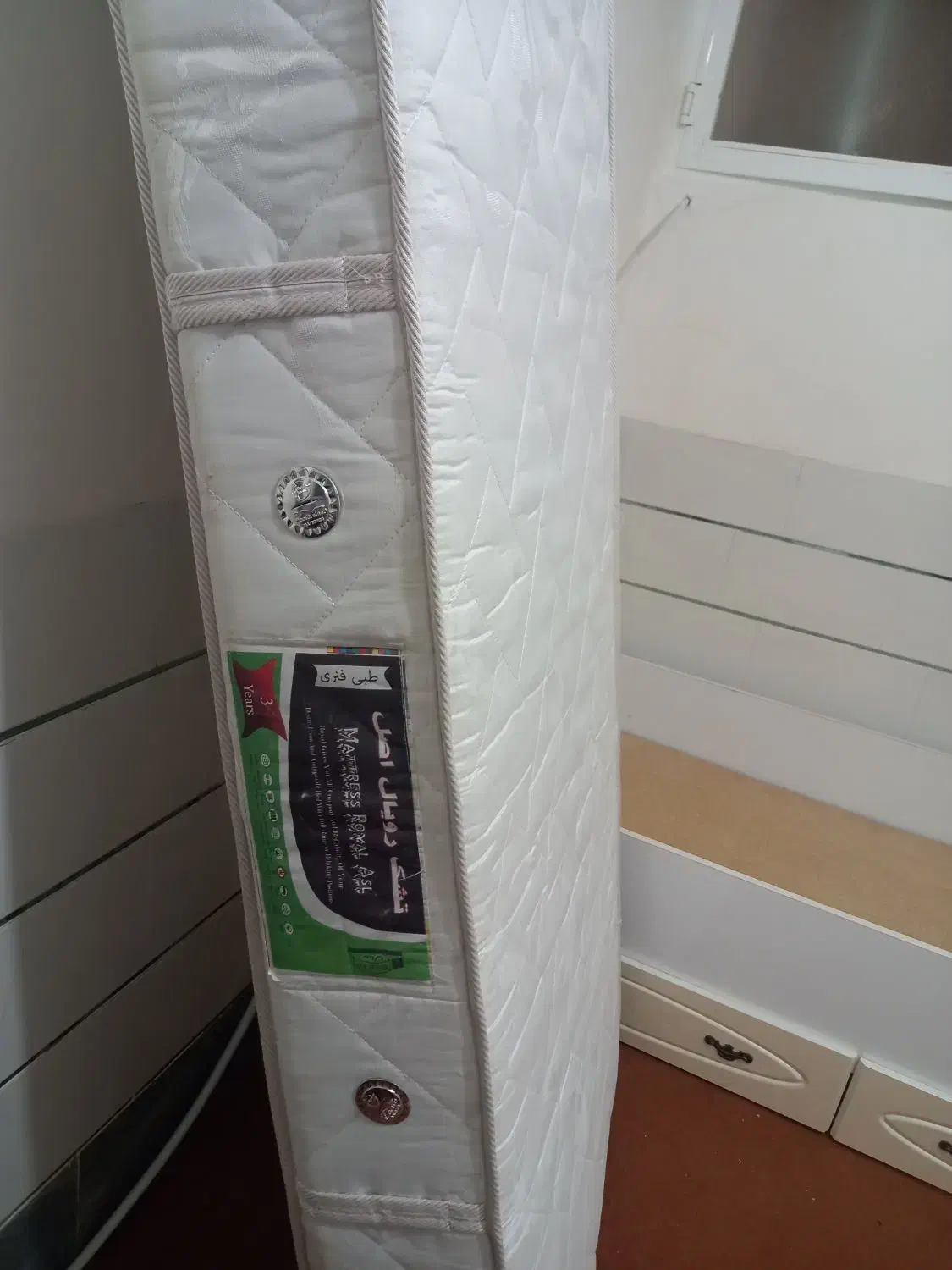 تخت خواب با تشک|تخت و سرویس خواب|گلپایگان, |دیوار