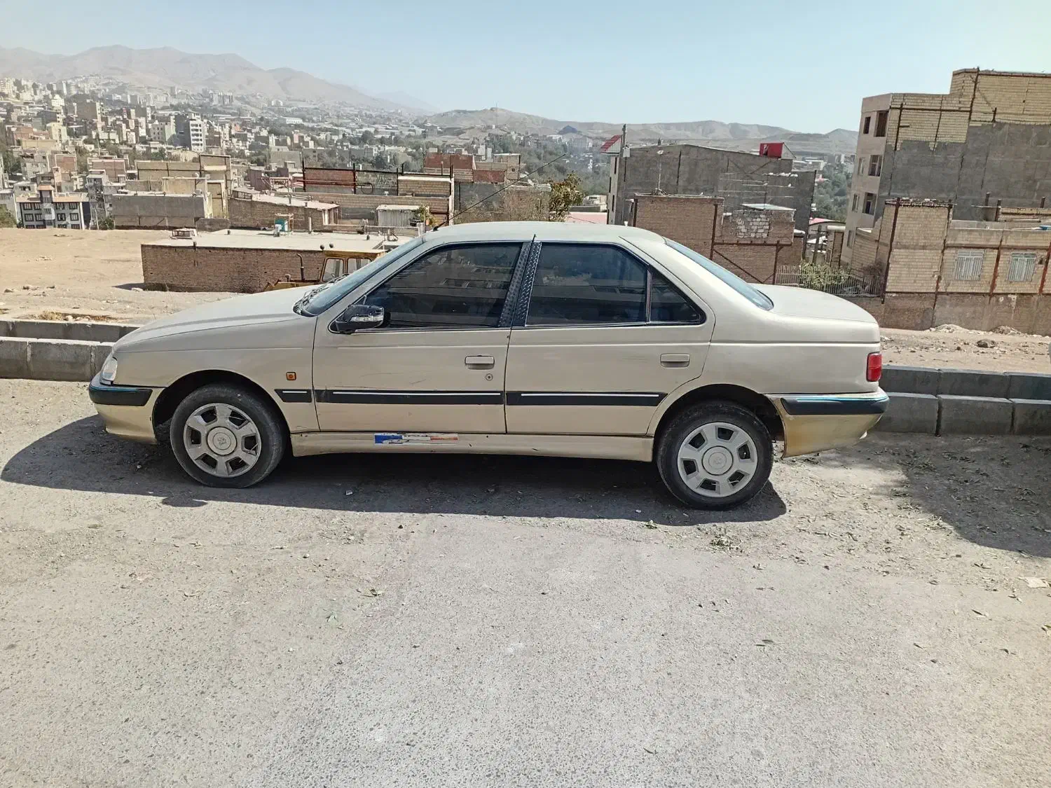 پژو پارس مدل ۸۲|خودرو سواری و وانت|بومهن, |دیوار