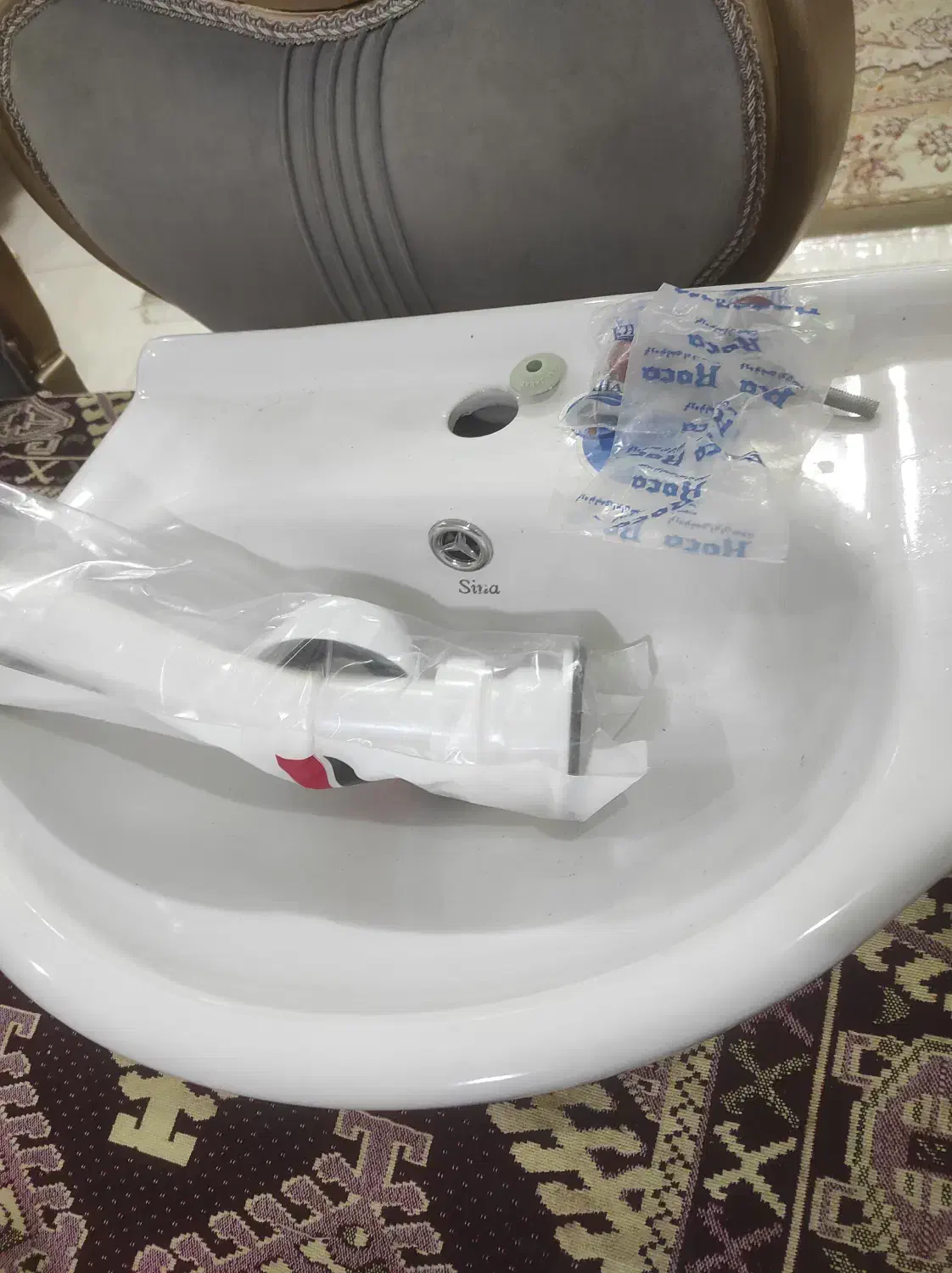 روشویی دیواری|لوازم سرویس بهداشتی|صومعه‌سرا, |دیوار