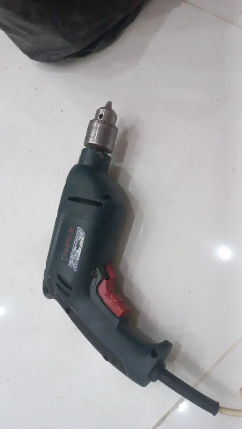 دریل چکشی رونیکس۸۱۰وات سالم.فرزمینی بوش اصل آلمانی|ابزارآلات|مشهد, راه آهن|دیوار