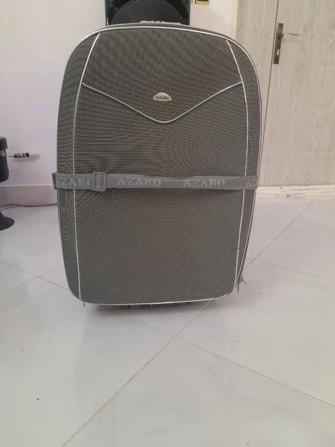 چمدان بزرگ نو|کیف، کفش، کمربند|قوچان, |دیوار