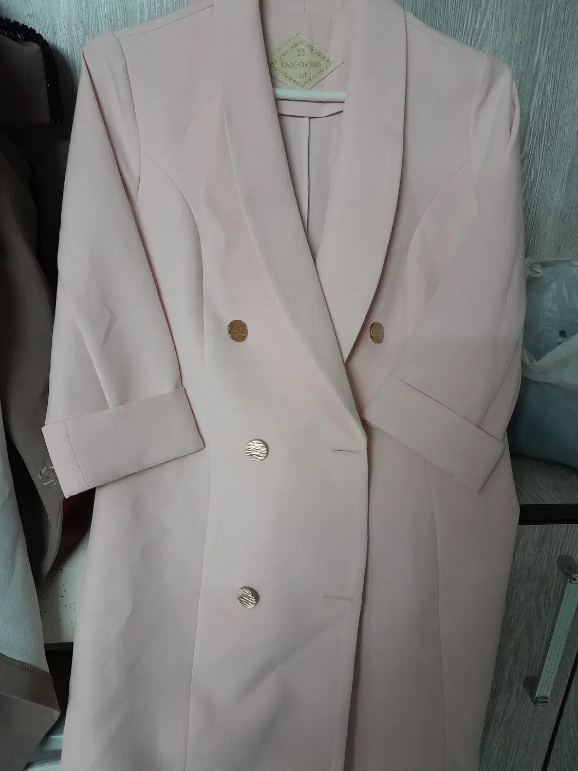 مانتووکت مجلسی یلدایی|لباس|کاشان, باغچه فیض|دیوار