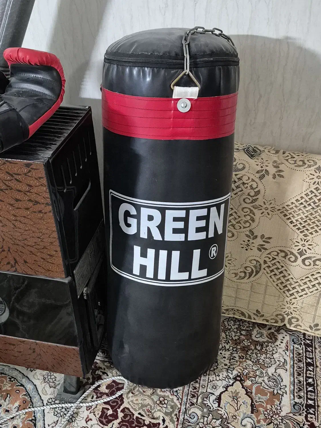 کیسه بوکس با دستکش بوکس|تجهیزات ورزشی|یزد, |دیوار