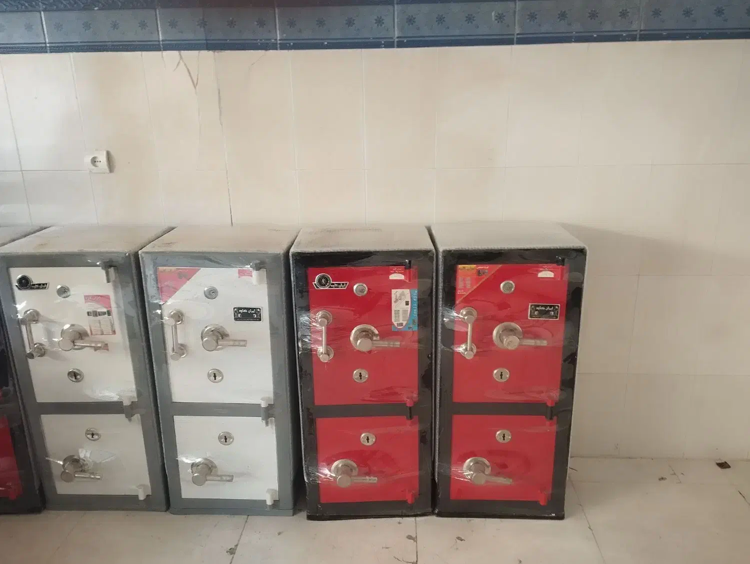 گاوصندوق ganjdar|ابزارآلات|ارومیه, |دیوار