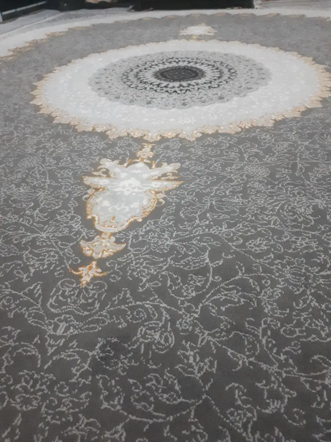 فرش ۷۰۰ شانه|فرش|زاهدان, |دیوار