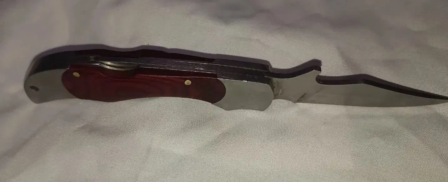 یک عدد چاقوی آمریکایی باکیفیت قیمت مناسب|کلکسیون و سرگرمی|کرمان, |دیوار