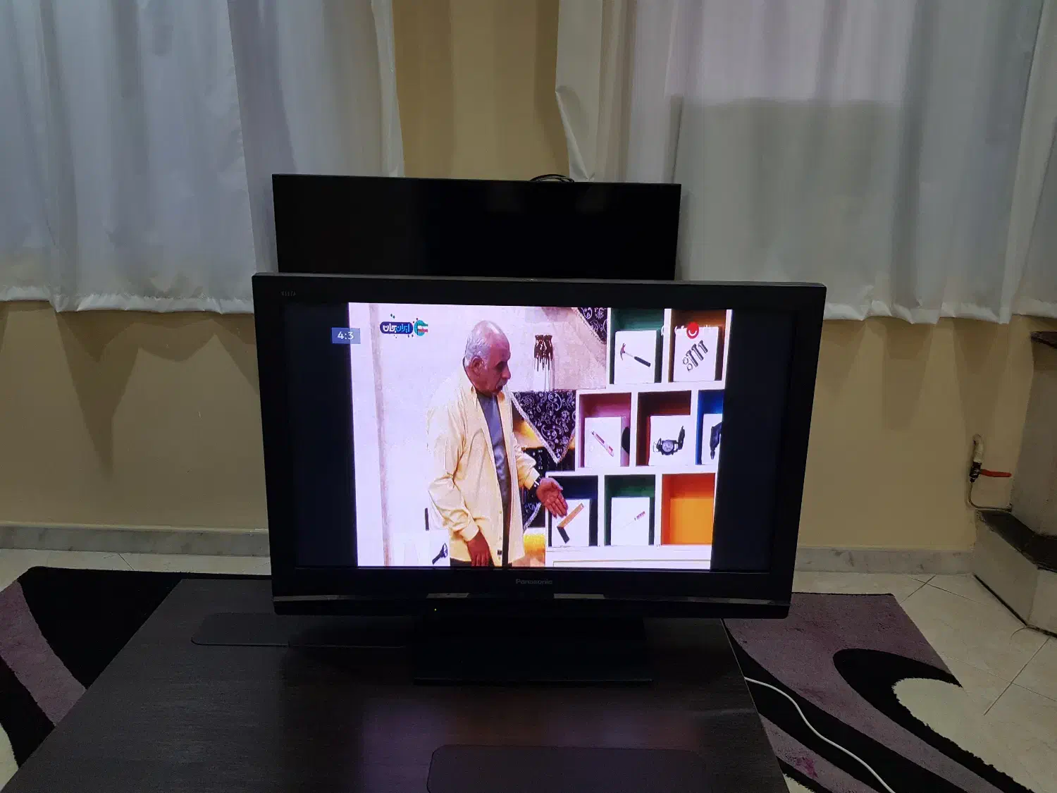 تلویزیون|تلویزیون و پروژکتور|بابل, |دیوار