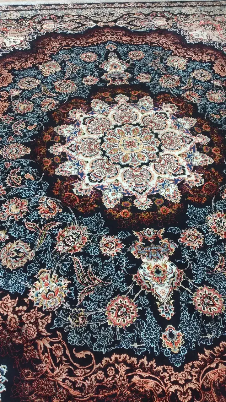 فرش ماشینی ۷۰۰شانه|فرش|کردکوی, |دیوار