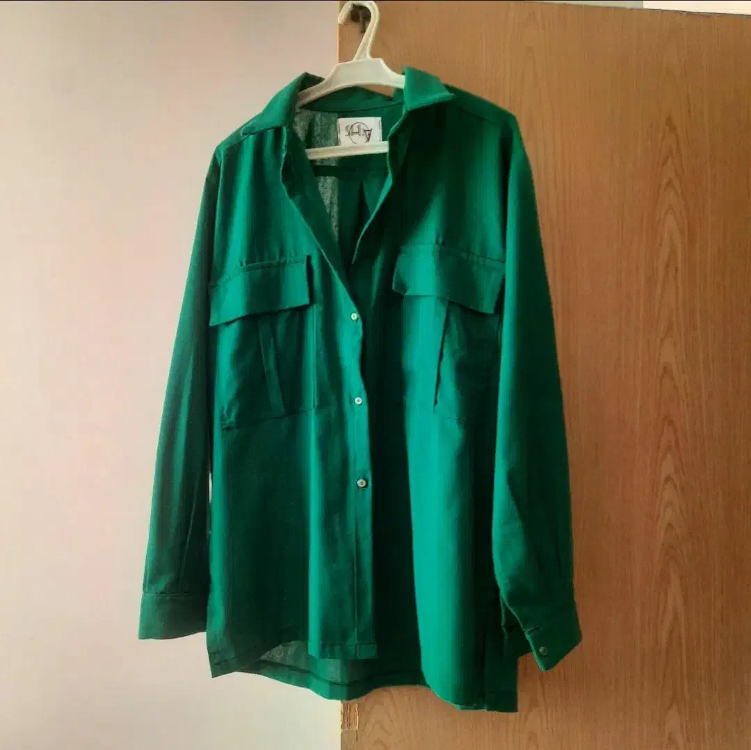 تعدادی لباس و مانتو نو|لباس|تهران, تختی|دیوار