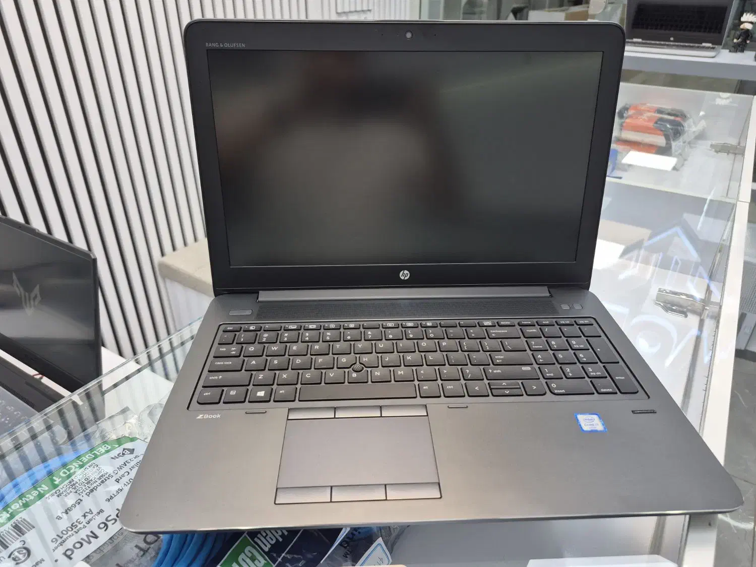 اچ پی گرافیک مجزا ۱۶ گیگ رم ۵۱۲ ssd|رایانه همراه|کرمانشاه, |دیوار