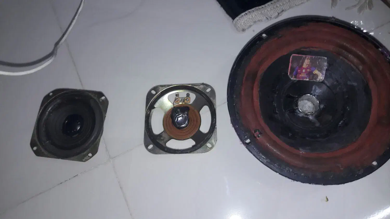 تعدادی بلندگو|صوتی و تصویری|مشهد, جانباز|دیوار