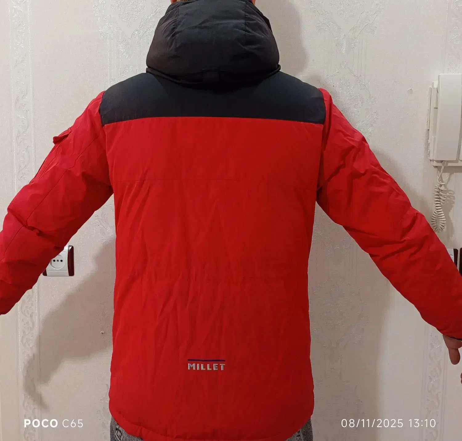 کاپشن پَر|لباس|تهران, والفجر (افسریه)|دیوار