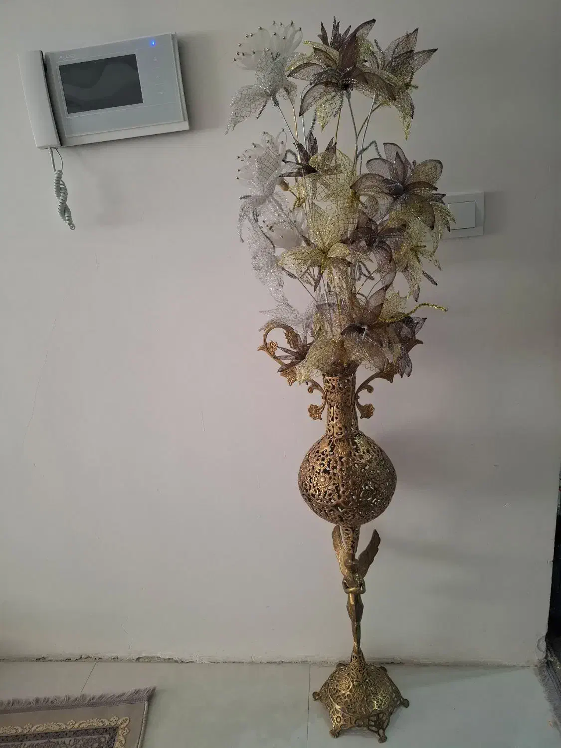 گلدان برنز|گل مصنوعی|همدان, |دیوار