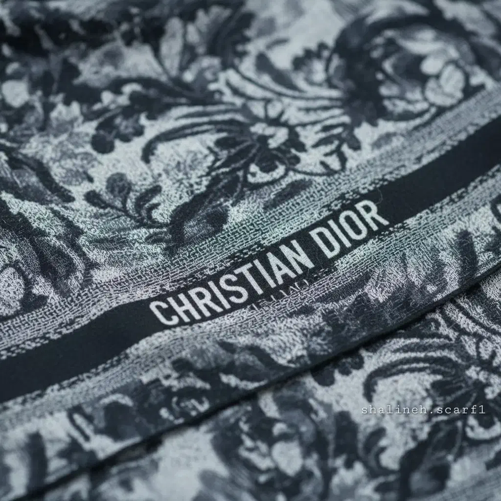 روسری پاییزه|لباس|تهران, باغ فیض|دیوار