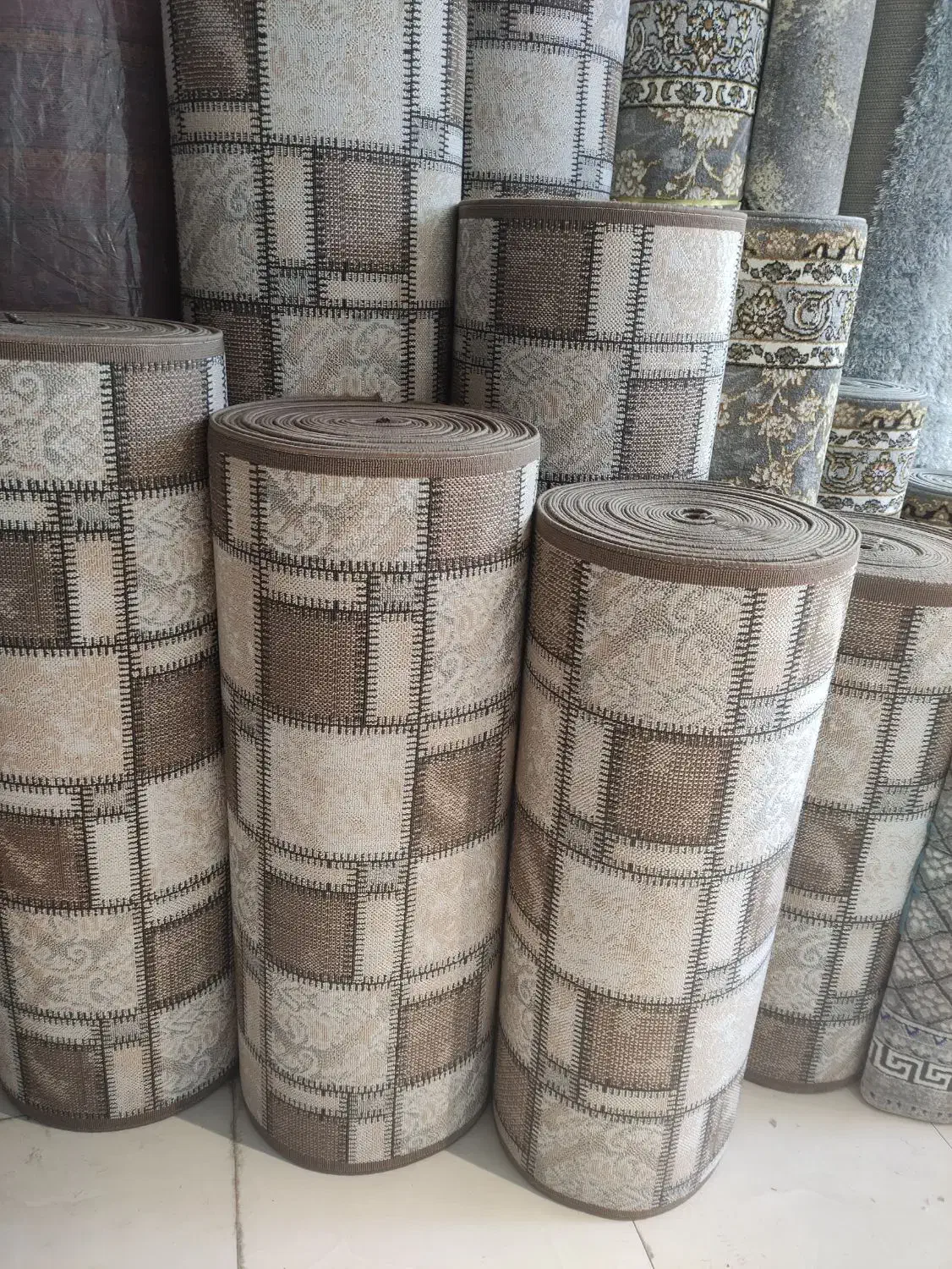 گلیم کویر یزد ۳۲۰شانه|گلیم، جاجیم، گبه|شهریار, شهریار|دیوار