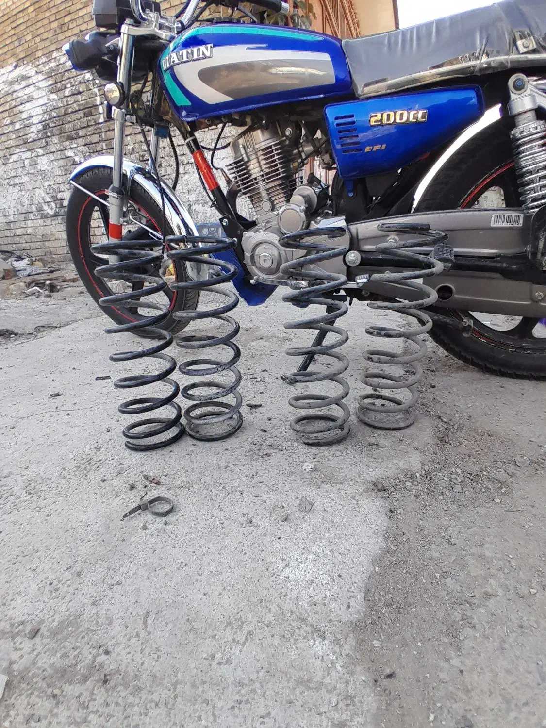 فنرلول تیبا دوگانه و تک سوز عقب باربند تیبا و|قطعات یدکی و لوازم جانبی|جوانرود, |دیوار