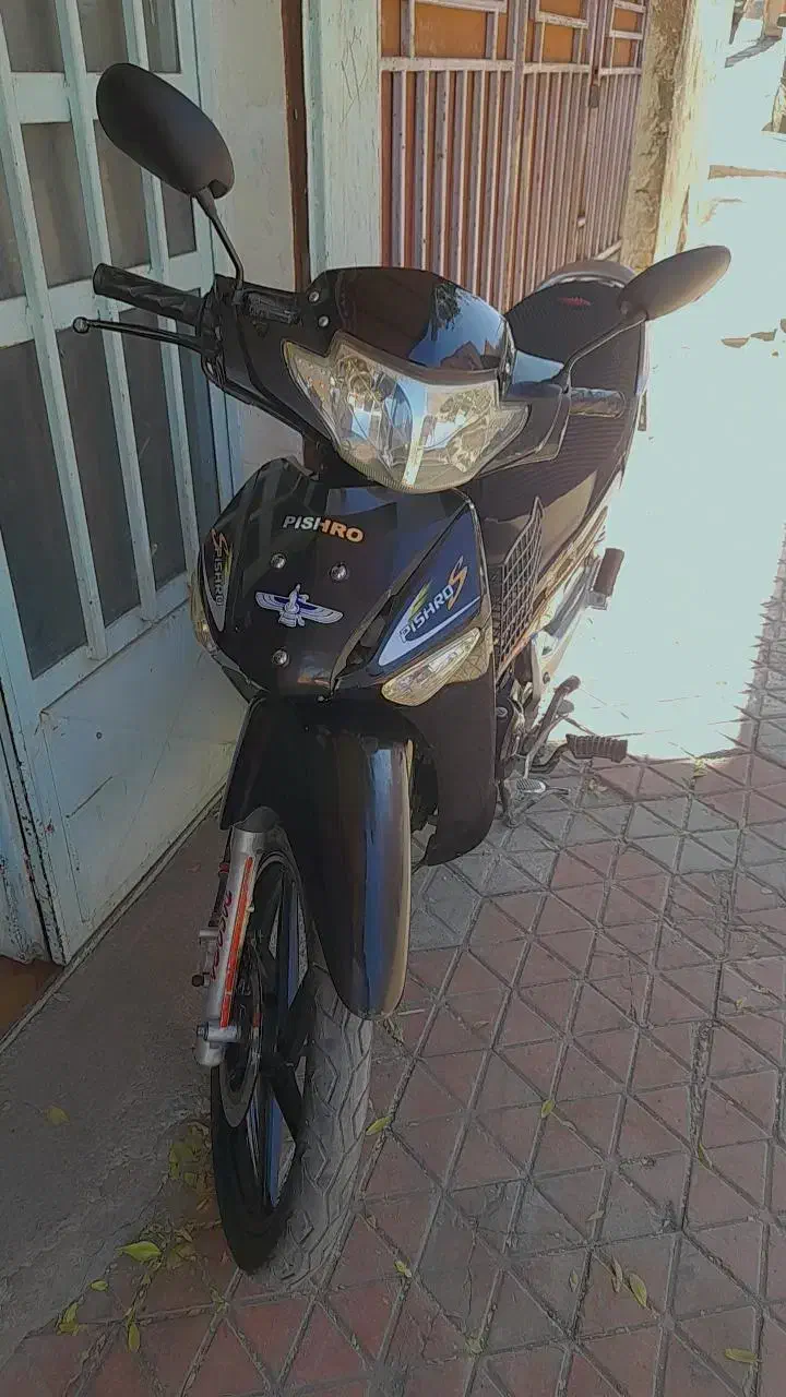 بی کلاج پیشرو مدل ۹۰|موتورسیکلت|باغ بهادران, |دیوار