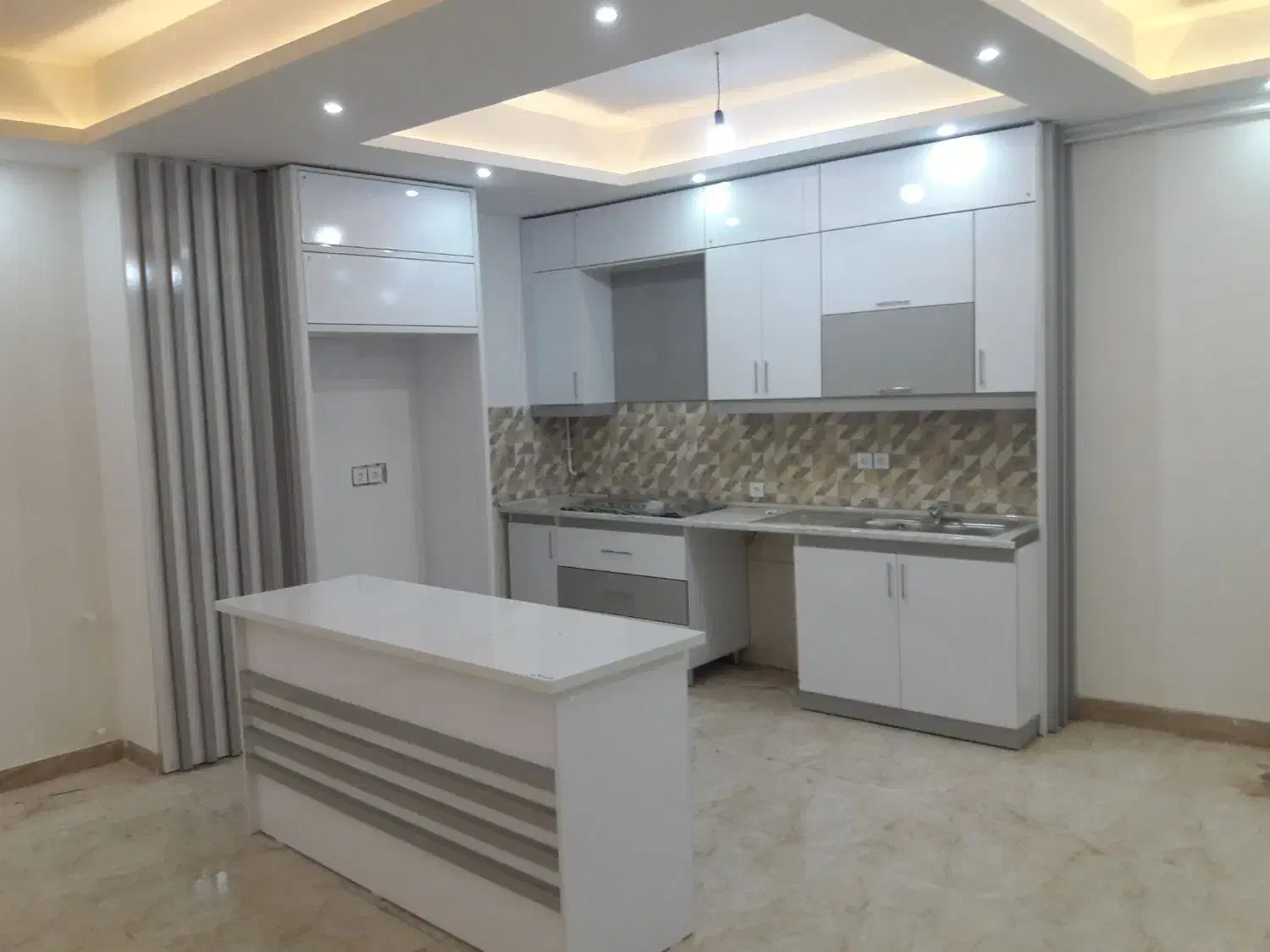 اجرای کابینت و کمد|خدمات پیشه و مهارت|صومعهسرا, |دیوار