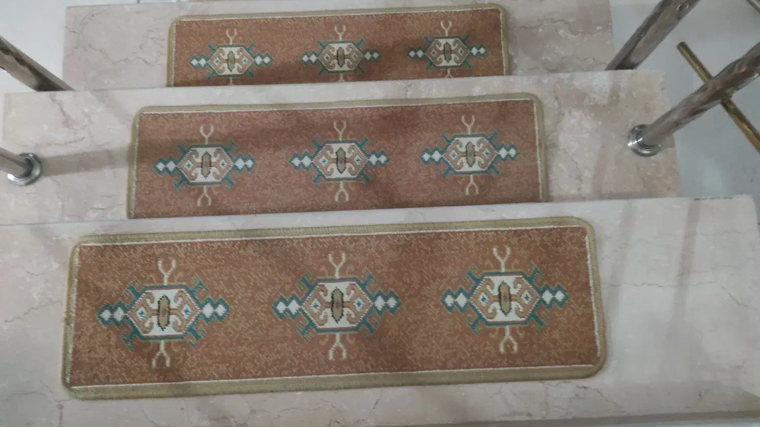 رو پله ای|پادری|قروه, |دیوار